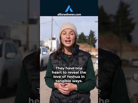 100 Volunteers Bring Hope to a War-Damaged Israeli Community